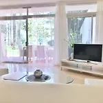 Vivaldi Boutique Jardines Del Mar Apartment Marbella