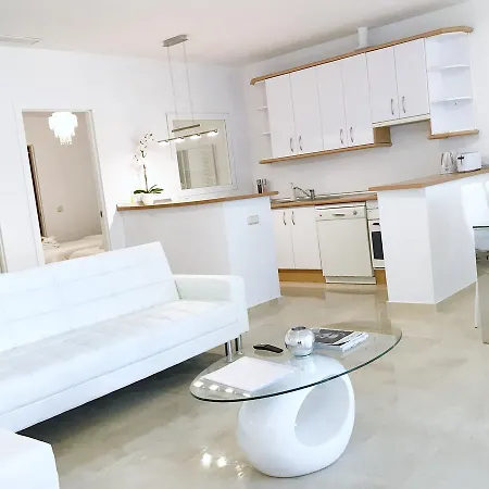 Vivaldi Boutique Jardines Del Mar * Марбелья