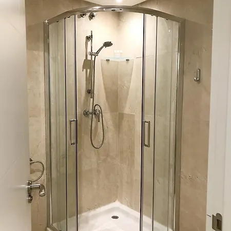 Vivaldi Boutique Jardines Del Mar Марбелья