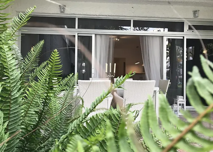 Vivaldi Boutique Jardines Del Mar ماربيا