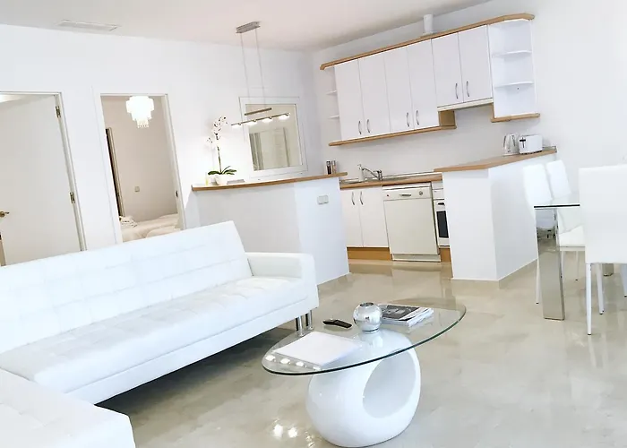 Vivaldi Boutique Jardines Del Mar * ماربيا